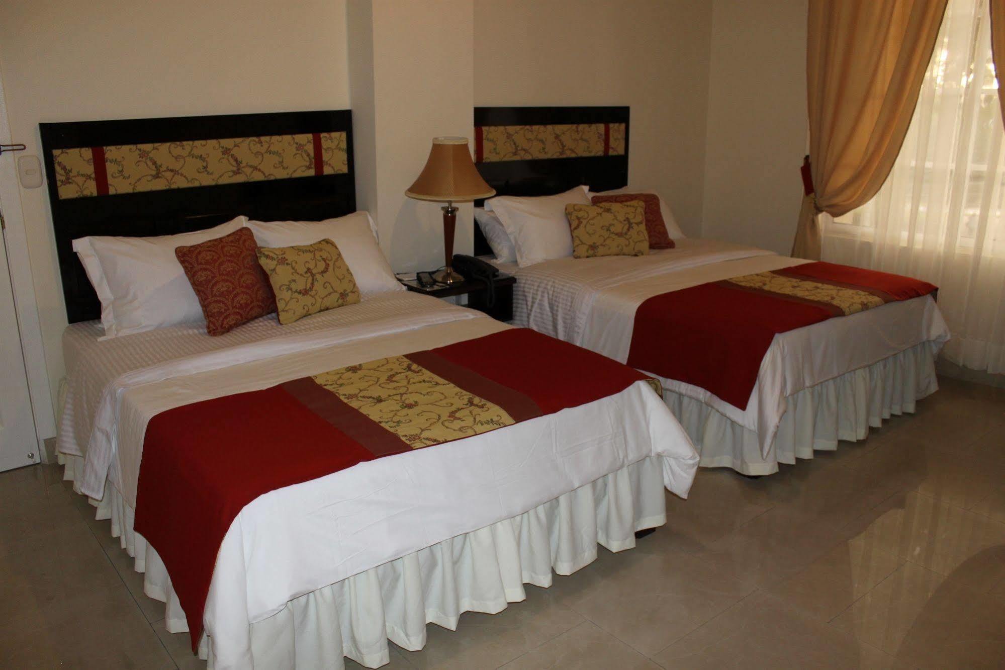 Victoria'S Park Hotel Armenia  Eksteriør billede