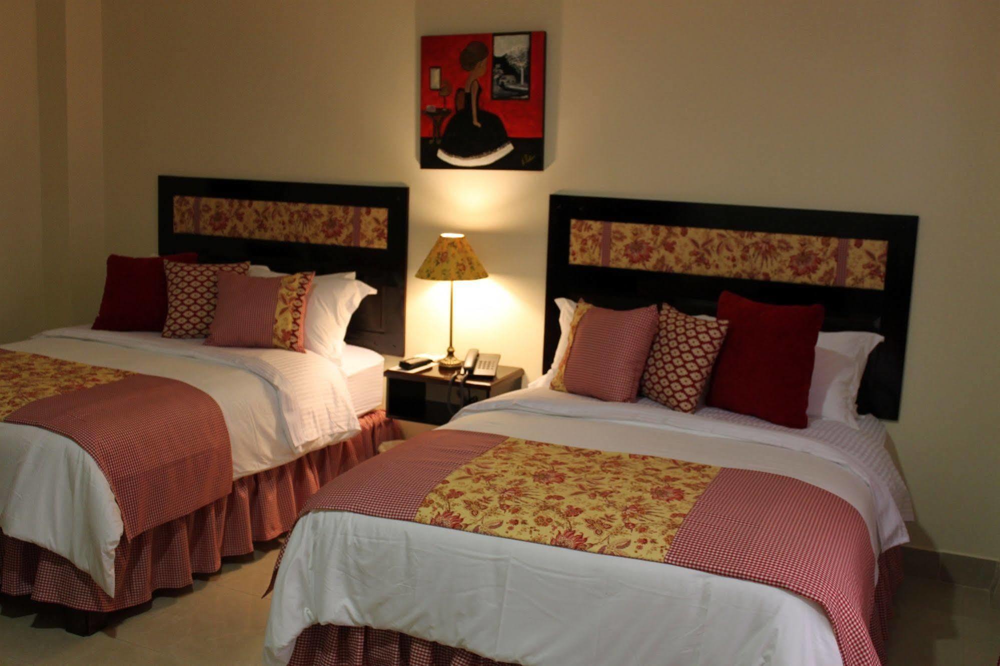 Victoria'S Park Hotel Armenia  Eksteriør billede